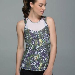 Lululemon Running Through the City Tank Top